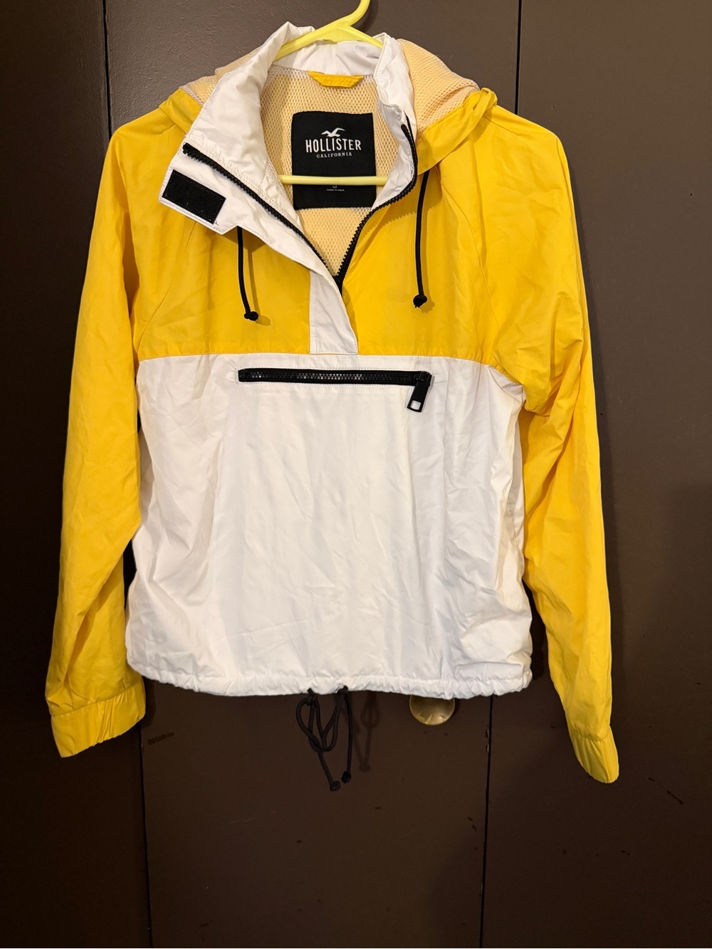 Hollister Yellow and White Hooded Windbreaker Pullover
